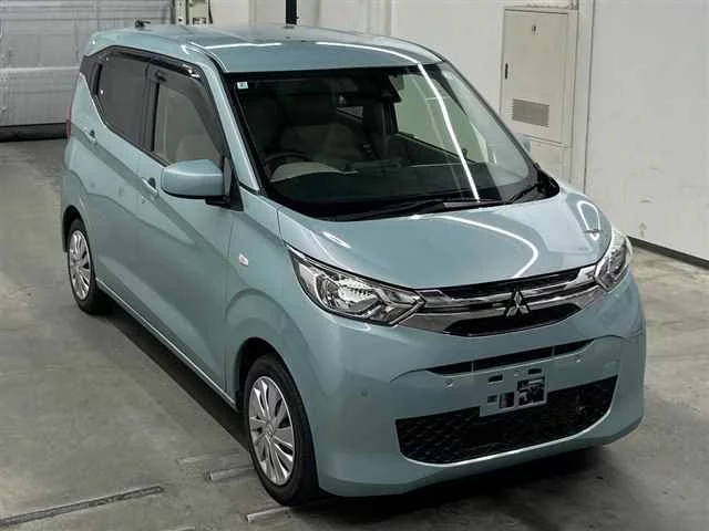 Mitsubishi eK Wagon B33W 2022